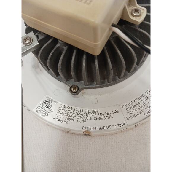 Intertek 7.5" Canned Light USED GOOD OK For WET Works - Picture 4 of 13